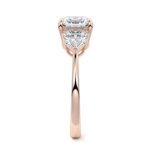 Anillo de Tres Piedras con Diamante Cultivado en Laboratorio con Corte Asscher Certificado por IGI, Piedras Laterales en Forma de Corazón, Oro de 10K, 14K, 18K, Plata 925, 935, Regalo para Mujer - Product Image 4