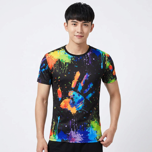 Camiseta con estampado por sublimación para hombre, camiseta con diseño pintado a mano, camisa de poliéster casual de corte ajustado, top transpirable de jersey para hombre - Product Image 6