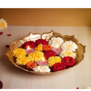 Plateau Urli en laiton artisanal en forme de lotus pour la décoration intérieure, support décoratif traditionnel pour fleurs flottantes et bougies chauffe-plat - Product Image 4