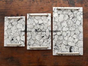 Plateau rectangulaire en agate naturelle brun foncé avec motif cristallin style géode et poignées décoratives pour la maison, l'hôtel, le restaurant - Product Image 2