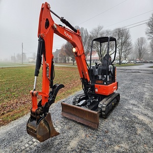 Miniexcavadora Kubota KX033 4, la más vendida, con motor diésel, compacta, con sistema hidráulico auxiliar y opción de cabina, para obras de construcción. - Product Image 6