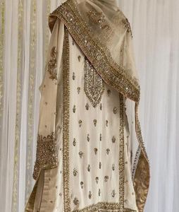 ชุดชินอนชาราร่าผ้าทอลายหรูหรา พร้อมเสื้อปักลายดีไซน์ใหม่ล่าสุด และผ้าคลุมไหล่เนื้อนุ่ม สไตล์ชาติพันธุ์ - Product Image 3