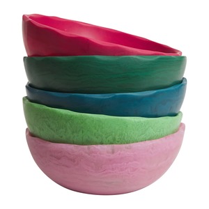 Cuencos Anidables de Resina Pastel Vibrante Hechos a Mano, Cuenco para Ensalada con Patrón Sólido de Colores Macaron, Arte Moderno y Estilo Antiguo - Product Image 3