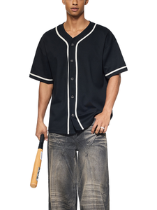 Camiseta de Hombre de Alta Calidad, Personalizable, Cuello Redondo, Estilo Béisbol, con Ribete en Contraste y Botones, Corte Holgado, 100% Algodón - Product Image 6