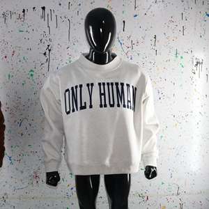 Sudadera ONLY HUMAN con cuello alto 100% BLANCA con apliques bordados, sudadera de cuello ancho URBAN PRODUCTIONS - Product Image 4