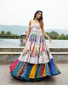 Malai Faux Georgette, Hermoso Trabajo con Espejos Reales, Dorado, con Cuentas y Encaje, Largo hasta el Suelo, Secado Rápido, Sin Arrugas, Protección Solar - Product Image 6