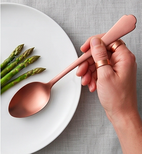 Juego de Cubiertos Modernos en Tono Oro Rosa, Acabado Mate, Acero Inoxidable Resistente al Óxido, Cubertería para Bodas y Cenas - Product Image 5