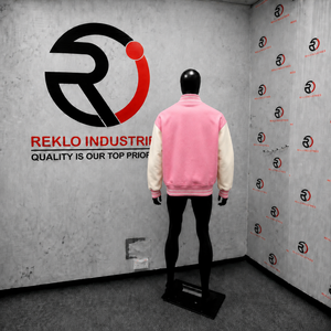 Chaqueta Varsity Rosa Clásica para Hombre, Estilo Preppy, Forro Polar, Algodón y Poliéster, Cuello Camisero, Manga Regular, Color Sólido, Ropa de Otoño - Product Image 4
