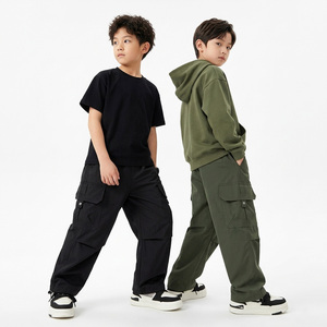 กางเกงคาร์โก้เด็กชายสีกากีพิมพ์โลโก้ตามสั่ง ทรงหลวม ขากว้าง ผ้าฝ้าย สไตล์ลำลอง แฟชั่นฤดูใบไม้ร่วง กางเกงคาร์โก้เด็กทรงหลวม - Product Image 2