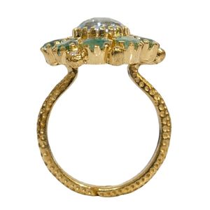 Bague Gemvanity SR1467 plaquée or 14 carats, style bouddhiste tibétain, luxe classique, sertissage en canal, topaze bleue taille brillant et émeraude - Product Image 3