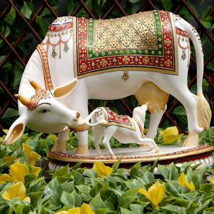 Estatua Religiosa India de Lord Kamdhenu con Cordero, Arte Decorativo, Cerámica Hecha a Mano, Vaca Divina, Dios Hindú - Product Image 3