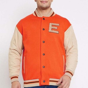 เสื้อแจ็คเก็ตวาร์ซิตี้สีส้มสำหรับผู้ชาย ทำจากหนัง PU ตกแต่งด้วยตัวอักษร E ปักที่แขนเสื้อ กระดุมเดี่ยว คอตั้ง สไตล์พรีปปี้สำหรับฤดูใบไม้ร่วง - Product Image 1