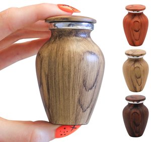 Urna Funeraria de Madera de Cedro con Acabado de Madera de Cedro para Cenizas - Urna de Aluminio con Acabado de Madera de Cedro Pintada, Ecológica - Product Image 4