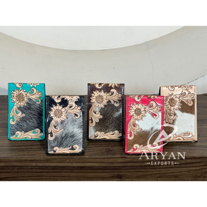Nouvel étui de téléphone en cuir artisanal élégant et travaillé, personnalisé, vintage, de luxe, de haute qualité, avec motif floral pour iPhone 15 Pro Max - Product Image 1