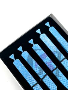 แหนบต่อขนตาสแตนเลสเคลือบสีฟ้าไอซ์บลูแบบแยกส่วนได้ดีเยี่ยม 90 องศา ด้านหลังใหม่ประดับด้วยกลิตเตอร์สีเงินเพชร - Product Image 2