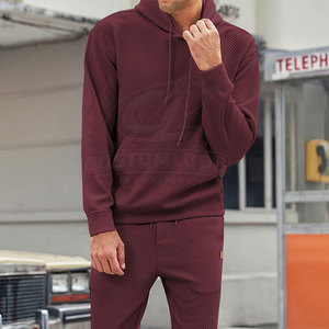 Ensembles de survêtements pour hommes à faible MOQ, personnalisables, pour la vente en gros de vêtements de sport, d'entraînement, de fitness, de course, de gym, d'exercice et d'activités de plein air - Product Image 4