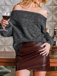 Minifalda de Piel Sintética para Mujer, Moderna, de Cintura Alta, Ajustada, Personalizable con Etiqueta Privada, Fabricante OEM ODM, Venta al Por Mayor - Product Image 4