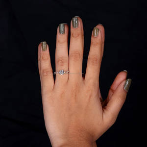 Bague d'anniversaire de mariage en or massif 18 carats pour femme, coussin en diamant cultivé en laboratoire, cadeau parfait pour femme - Product Image 6