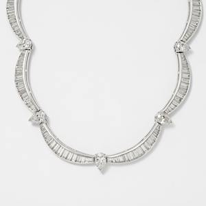 Collar Elegante de Oro Blanco de 14K con Diamantes Cultivados en Laboratorio en Forma de Pera y Baguette, Certificado IGI, para Mujer - Product Image 5