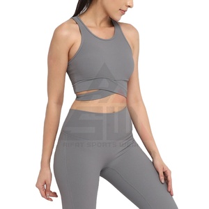 Ensemble de yoga pour femmes grande taille de haute qualité, nouveau design, 3 pièces, bretelles croisées, taille élastique, tissu respirant, vêtements de sport pour la salle de sport - Product Image 4