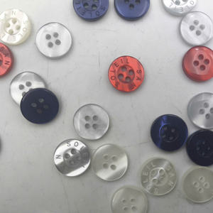 Botón Redondo de Resina Ecológica de 20L, Estilo Moderno Clásico, con Grabado Personalizado Disponible en el Borde - Product Image 1