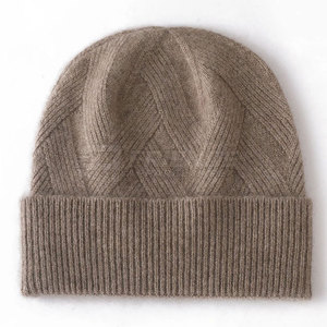 Bonnet Lifestyle Confortable en Tissu Léger et Chaud, Conçu pour un Usage Quotidien, en Extérieur et pour un Style Hivernal - Product Image 2