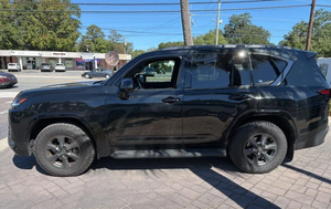 VENTE À PRIX RÉDUIT : Produit TOP d'occasion, parfaitement entretenu, Lexus LX 700h Overtrail 2025, PRÊT À ROULER - Product Image 3