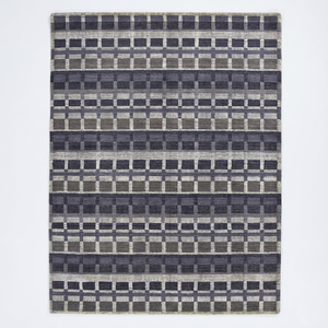 Alfombra de Lana Gris Grafito con Diseño Geométrico de Cuadros, Hecha a Mano, Antideslizante, Ecológica, Gruesa y Moderna para Sala de Estar, Dormitorio u Hotel - Product Image 1
