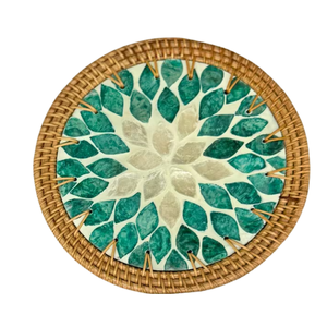 Mantel de Ratán Multicolor Tejido a Mano, Artesanía Vietnamita para Brunches Vibrantes de Verano - Product Image 2