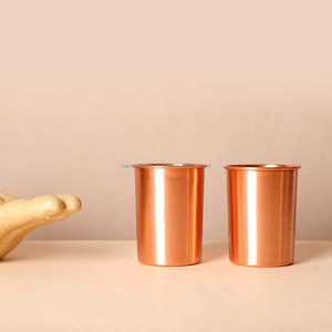 Vente en gros de gobelets à eau en cuivre pur à 100 %, 250 ml, 300 ml, gobelet en verre de cuivre uni, vaisselle ayurvédique, verre à boire pour bar - Product Image 2