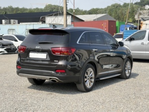Voiture d'occasion coréenne, Sorento SUV 2018, automatique, essence, conduite à gauche, sièges en cuir marron, transport familial - Product Image 2