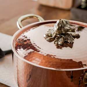 Casserole en acier inoxydable au look luxueux |   Bords lisses et couvercle robuste pour une cuisson et un service en table sécurisés - Product Image 2