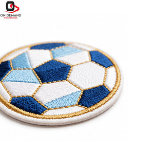 Écussons brodés professionnels 3D à coudre pour clubs sportifs, fil haute densité, finition premium, conception de logo personnalisée pour collection d'équipes - Product Image 5