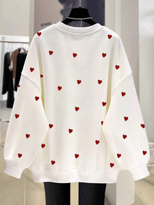 Sudadera de mujer con estampado de corazones, cuello redondo, manga larga, estilo relajado, top informal con gráfico, puños acanalados, moda diaria B2B - Product Image 3