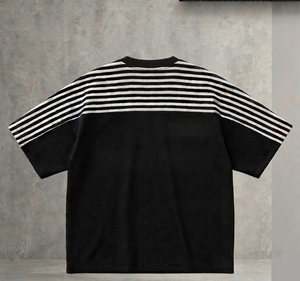 Camiseta de Algodón Grueso con Logotipo Personalizado, Estilo Urbano para Hombre, con Paneles a Rayas y Hombros Caídos - Product Image 2