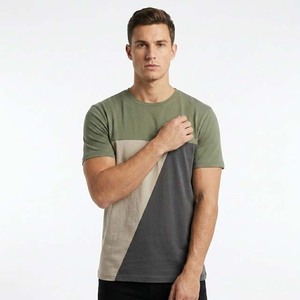 T-shirt à manches courtes pour homme à prix bas, à blocs de couleur géométriques, col rond, coupe régulière, style décontracté en tricot - Product Image 5