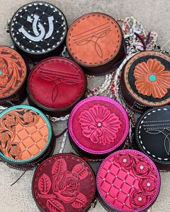 Sac de cantine en cuir de vachette style bohème avec pompon et fleurs, saison d'automne, qualité supérieure, prix de gros - Product Image 2