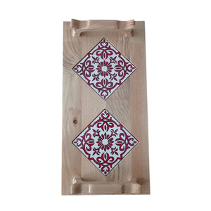 Bandeja de servir de madera natural hecha a mano con incrustaciones rojas y blancas de estilo marroquí, bandeja decorativa de madera para cocina y hogar en venta. - Product Image 1