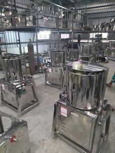 Broyeur humide inclinable commercial Sahith de 7 litres - Broyeur en acier inoxydable robuste - Product Image 5