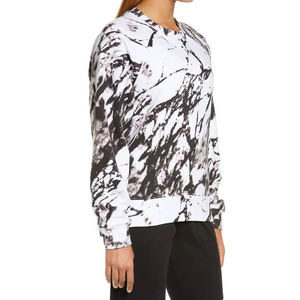 Sweat-shirt en tricot à col rond et manches longues pour femme, imprimé tie-dye noir et blanc, vêtement d'automne, 100% coton, respirant, coupe classique - Product Image 1