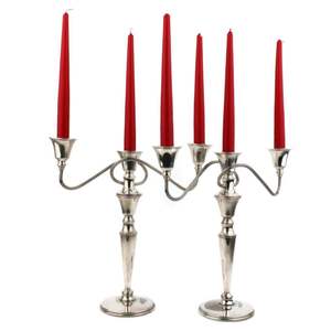 Candelabro de metal de estilo vintage hecho a mano para decoración de hogares de lujo con una estructura artística detallada de hierro. - Product Image 2