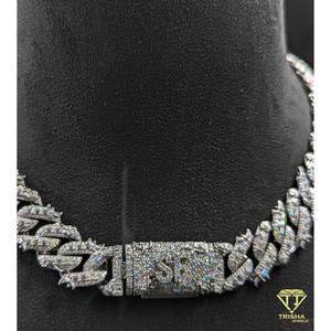 Cadena Cubana Gruesa de Moda con Diamantes de Moissanita VVS y Plata de Ley 925, Joyería Hip Hop Totalmente Cubierta de Diamantes por Trisha Jewels - Product Image 2
