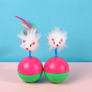 Jouets interactifs en gros pour chats : boule en plastique, souris en peluche et plumes pour l'entraînement - Product Image 5
