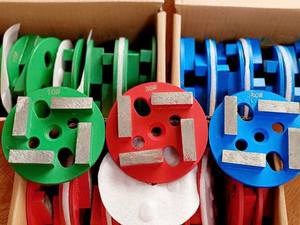 Disque diamanté segmenté KA+ Heavy Duty HGP à 4 barres, 4 pouces, 12 mm, disque de meulage haute performance pour le nivellement des sols en béton # 6 # 120 - Product Image 5