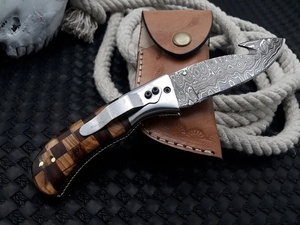 Premium Damascus Folding Gut Hook / hunting / skinning Knife Wholesale Supplier with Wooden Handle for USA and Europe Markets - Product Image 3