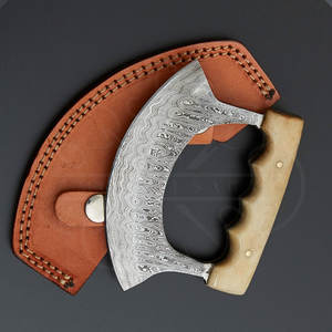 Cuchillo Ulu de Acero de Damasco Hecho a Mano con Mango de Hueso de Vaca y Funda de Cuero - Product Image 5