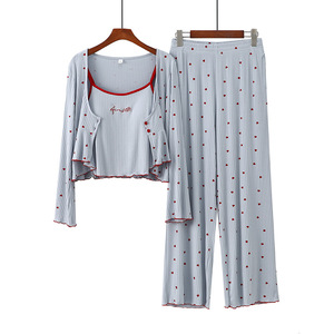 Conjunto de Pijama de Tres Piezas para Mujer, Estampado de Corazones, Transpirable, Suave, de Poliéster/Algodón, Manga Larga, Pantalón Largo, Ropa de Dormir para Primavera/Verano - Product Image 2