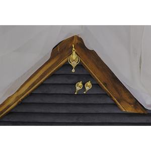 Trendy Designs Indian Ethnic <b>Wedding</b> Micro Plated Premium Quality Traditional Pendant Set With Earrings New Collection for Women - Product Image 2