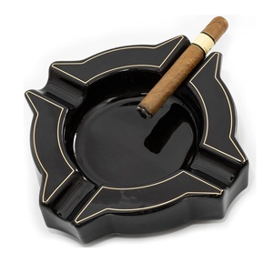 Cenicero de Cerámica para Cigarros, Resistente y de Lujo para Hombres - Product Image 1
