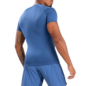 Camiseta de Compresión Deportiva Personalizada de Alta Calidad para Hombre, Sublimada, de Secado Rápido, Spandex/Poliéster, Precio Razonable, Hecha en Pakistán - Product Image 2